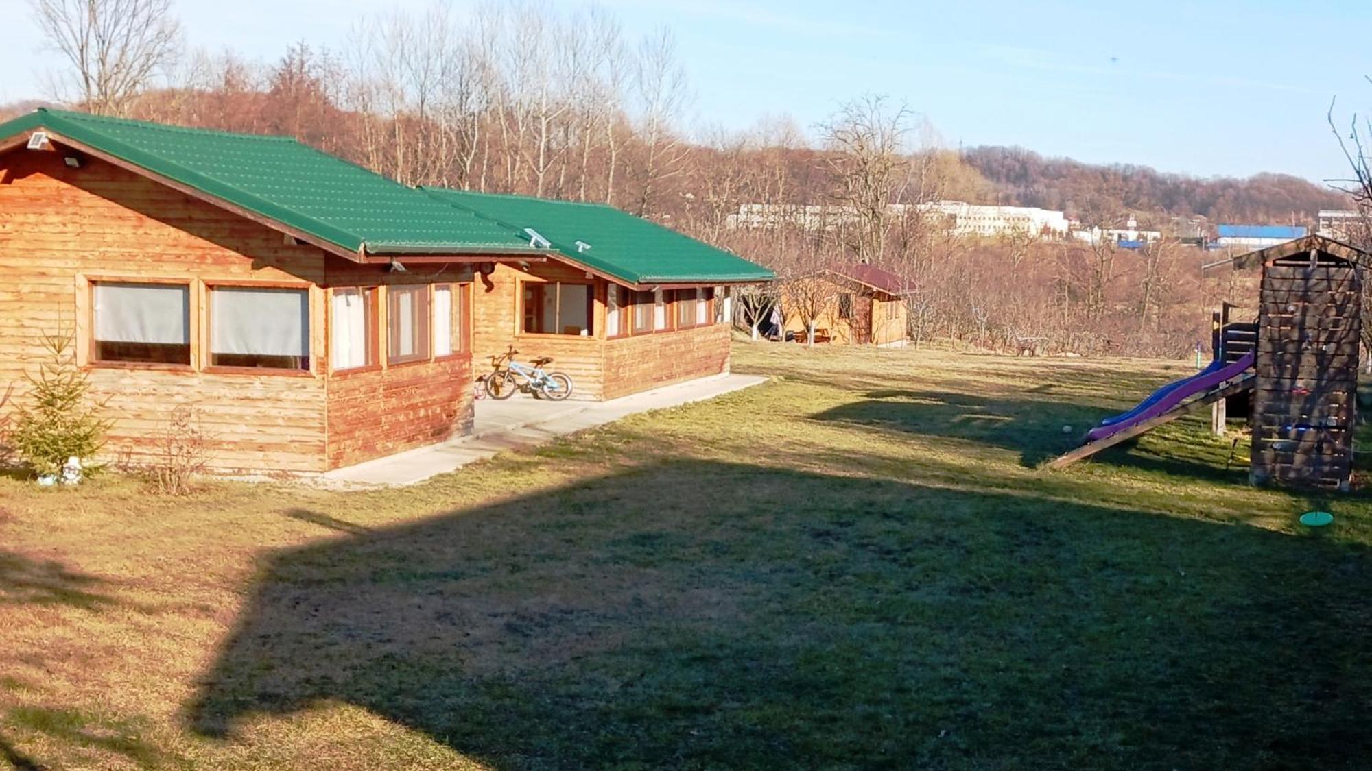 Вилла La Livada Valea Danului Экстерьер фото